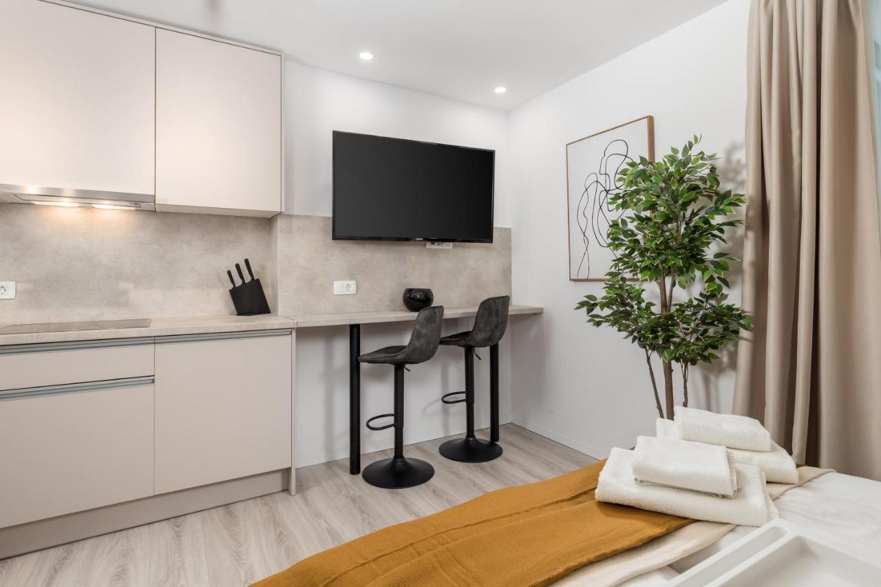 Apartments Penkala Rijeka Eksteriør bilde