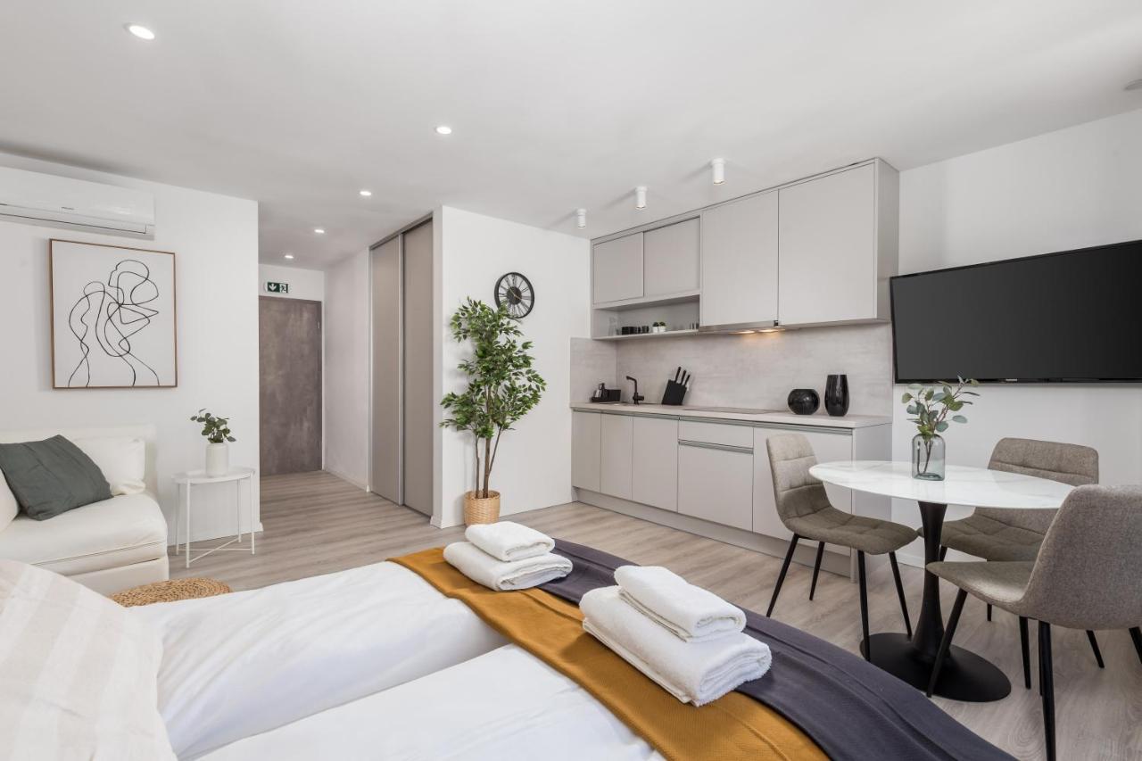 Apartments Penkala Rijeka Eksteriør bilde