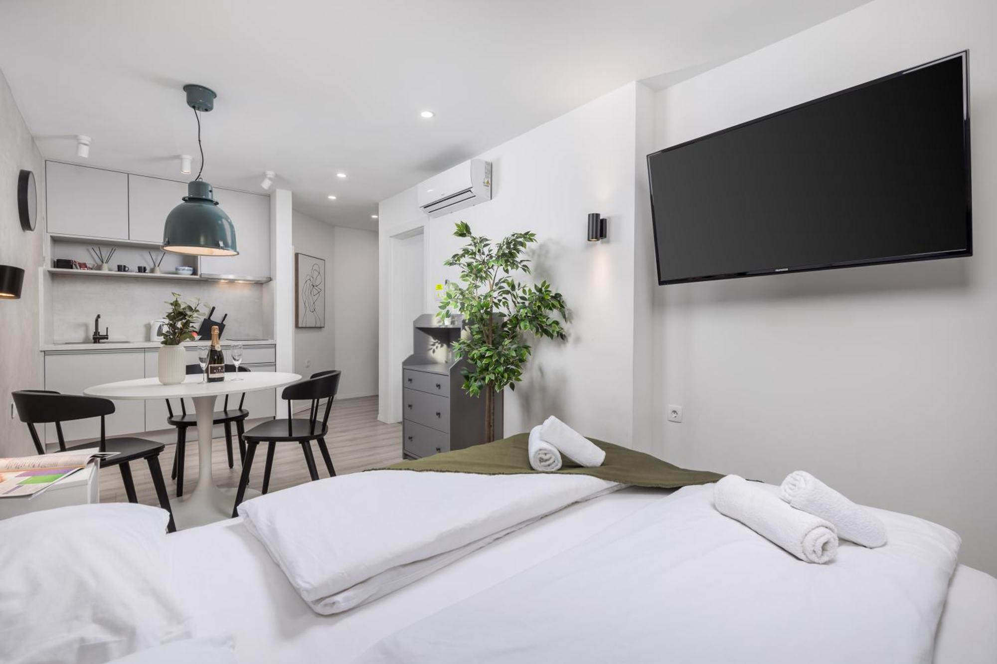 Apartments Penkala Rijeka Eksteriør bilde
